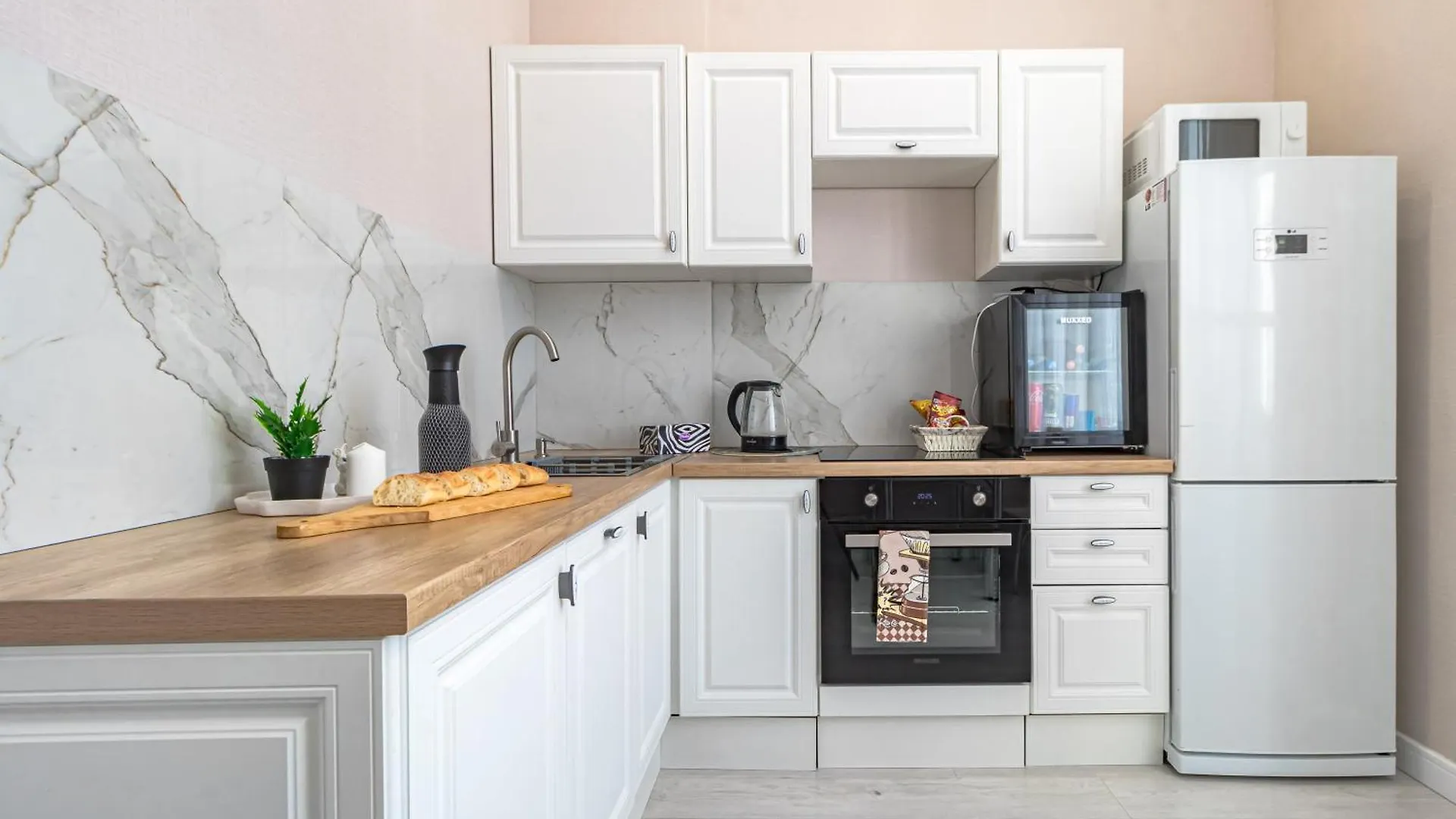 Жилой Комплекс Бухар Жырау Добро Пожаловать В Самый Центр Астаны Astaná Apartamento
